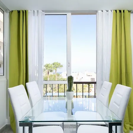 408 Enchanting El Dorado Accommodation, Sea View! Playa de las Americas (Tenerife)